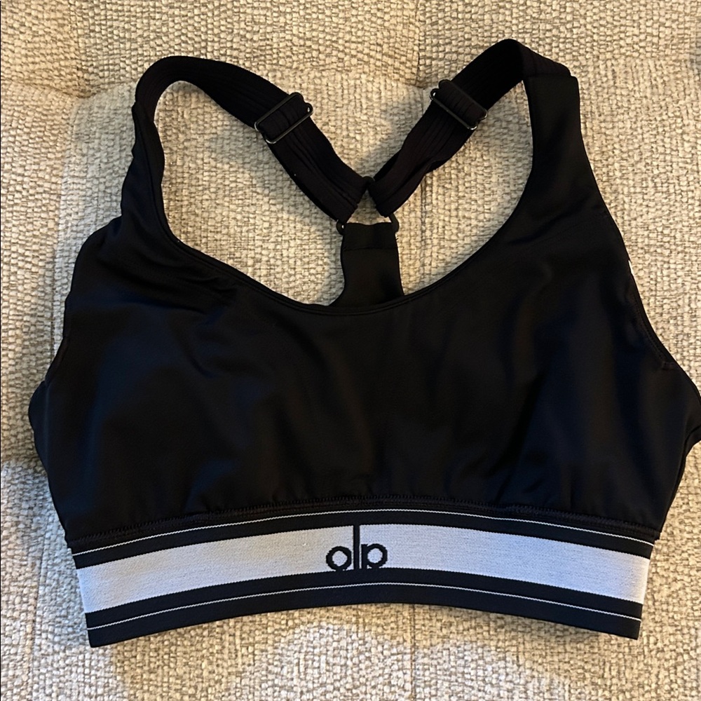 ALO Airlift Suit Up Bra - Picture 4 of 6